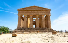 Full-day Valley of the Temples and Scala dei Turchi tour