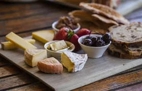 Bruny Island traveller full day gourmet wilderness and sightseeing tour