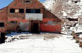 Chacaltaya Mountain and Moon Valley guided day trip from La Paz