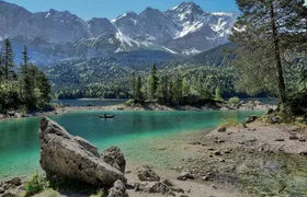 Day trip to Lake Eibsee with pick-up from Munich