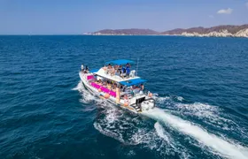 Huatulco Boat Tour with Snorkelling