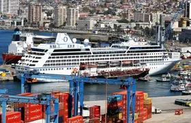 Cruise Pick up + Tour Valparaiso Viña del Mar Drop off at Hotel in Santiago
