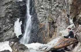 Kazbegi:Hiking to Gveleti Waterfall