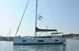 Cascais private cruise with a welcome drink