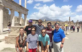 Skip the Line Guided Tour of Pompeii led by an Archaeologist