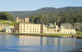 Port Arthur round trip bus service from Hobart