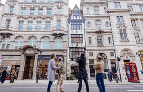 London Small Group Tour of Historical Pubs