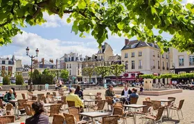 Self guided tour with interactive city game of Reims