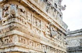 Chichen Itza tour by Xichen