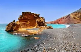 Full Day Tour to Timanfaya, Green Lagoon and La Geria