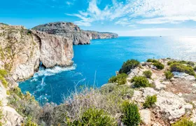 Full-day Gozo sightseeing UTV tour