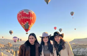 Cappadocia hot air balloon watching tour at sunrise