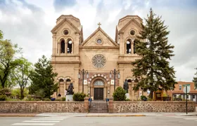 New Mexico tours bundle, self-guided drive and walk