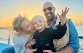 Istanbul Bosphorus Sunset Cruise on Luxury Yacht