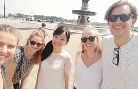 Private - Best of Bordeaux Walking Tour + Glass of Bordeaux Wine