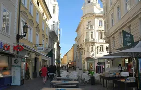 Klagenfurt self-guided city walk with audio guide