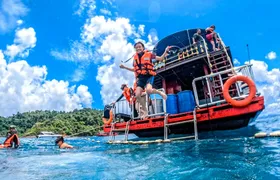 3 or 4 islands snorkel and beach tour by Boat from Koh Chang