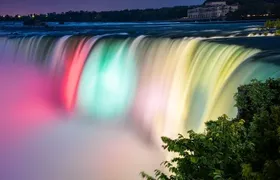 Niagara Falls night illumination tour