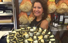 Rome Food Tour: Unlimited Tastings with Fine Wine & Barolo