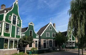 Self-guided walking tour over the Zaanse Schans