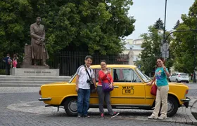 Private Tour: Warsaw City Sightseeing by Retro Fiat