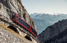 Mt. Pilatus self-guided golden roundtrip from Lucerne with boat cruise