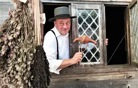 2.5-Hour Salem History & Sightseeing Guided Walking Tour