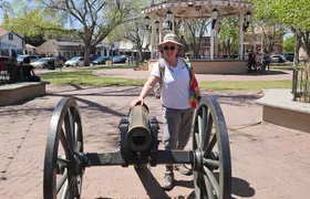 12pm - Public High Noon History, Legends & Lore Tour - Guided Old Town Stroll