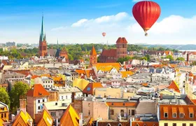 Torun Old Town Highlights Private Walking Tour