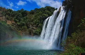 Private tour to Guiyang Huangguoshu waterfall with lunch
