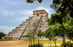 Tour of Chichen Itza’s Maya ruins and Cenote Tsukán with lunch