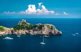 Boat tour of the Amalfi Coast with Aperitif
