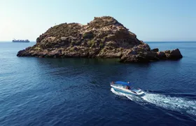 Cartagena coastal boat tour to Isla de las Palomas