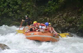 Full-Day Rafting in Jondachi & Hollin Class IV Tena, Ecuador