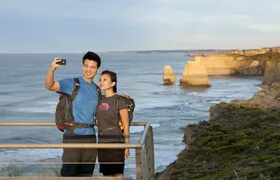 Full-Day Great Ocean Road and 12 Apostles Tour