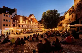 Nuremberg guided Old Town tour in the evening light