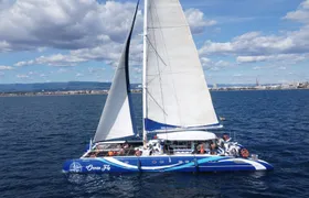 Full-day catamaran experience in Cambrils