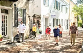 Undiscovered Charleston: Half Day Food, Wine & History Tour with Cooking Class