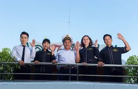 Halong Deluxe Day Tour Small Group on Boat Transfer by Limousine