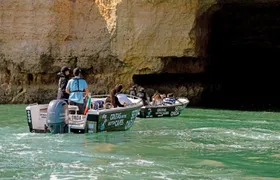 2-hour boat trip to hidden caves and beaches from Armação de Pera