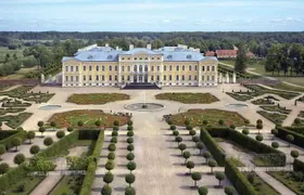 Group Day trip to Rundale Palace, Hill of Crosses & Bauska Castle