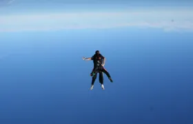 15,000 Ft Skydiving in Byron Bay Available in the Week