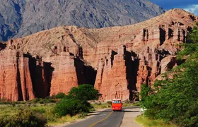 Full-Day Tour Cafayate Calchaqui Valleys with Wine