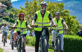 Discover the culture and coast of Vigo by electric bike