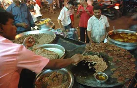 Lucknow Culinary Walk with Food Tastings