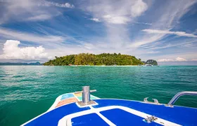 Sea Breeze Calm You On Phi Phi Islands Tour From Krabi