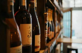 Private walking tour with beer or wine tasting