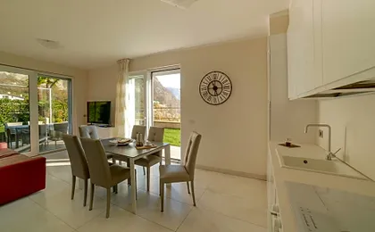 Yachting Residence - Private Dock, Lake Access & SPA