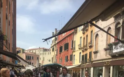 TINTORETTO 1 CON TERRAZZA SOPRA IL TETTO, 3 bagni, 3 grandi camere da letto, SUPER NUOVO
