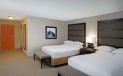 DoubleTree by Hilton Richmond Airport